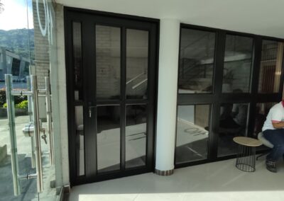 Puerta vidriera_35