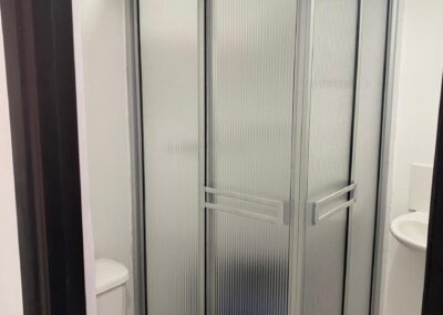 CABINA PARA BAÑO 12