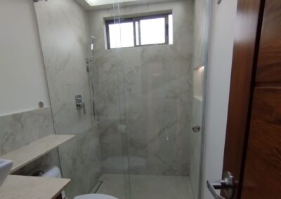 CABINA PARA BAÑO DESLIZANTE 16